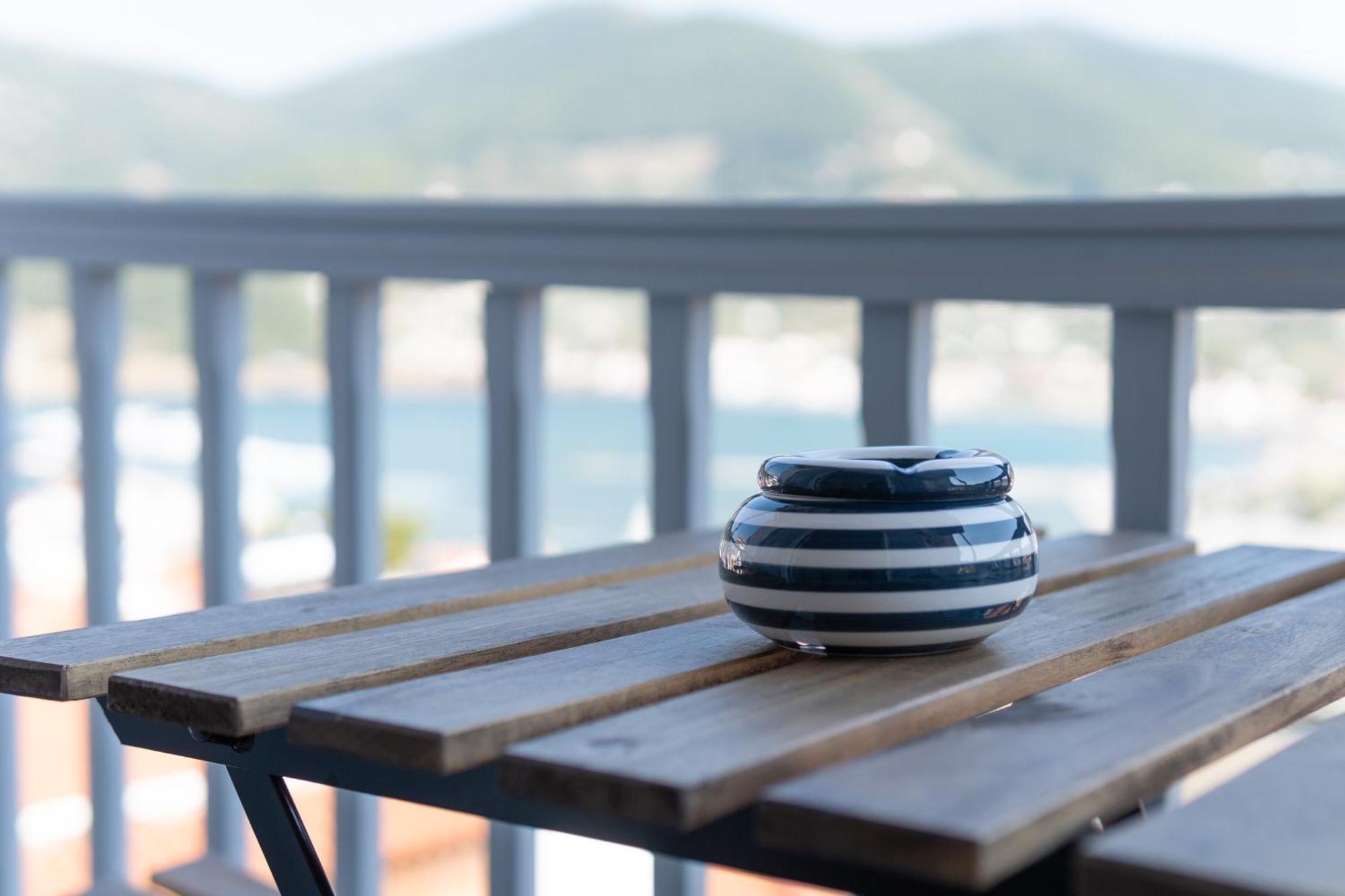 The Botanist Guesthouse Skopelos stad Exteriör bild